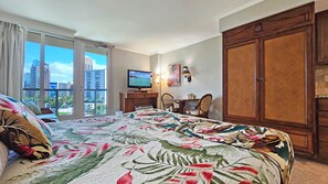 Schreibtisch, Bügeleisen/Bügelbrett, kostenloses WLAN, Bettwäsche