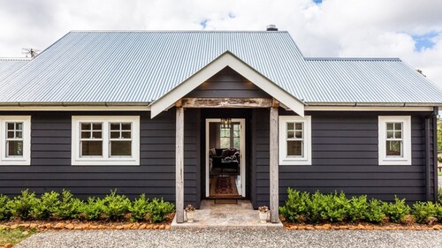 Somerleyton Cottage – charming, rural cottage