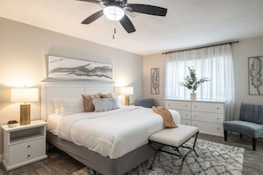 4 bedrooms, iron/ironing board, WiFi, bed sheets