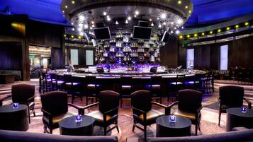 2 bars/lounges, poolside bar