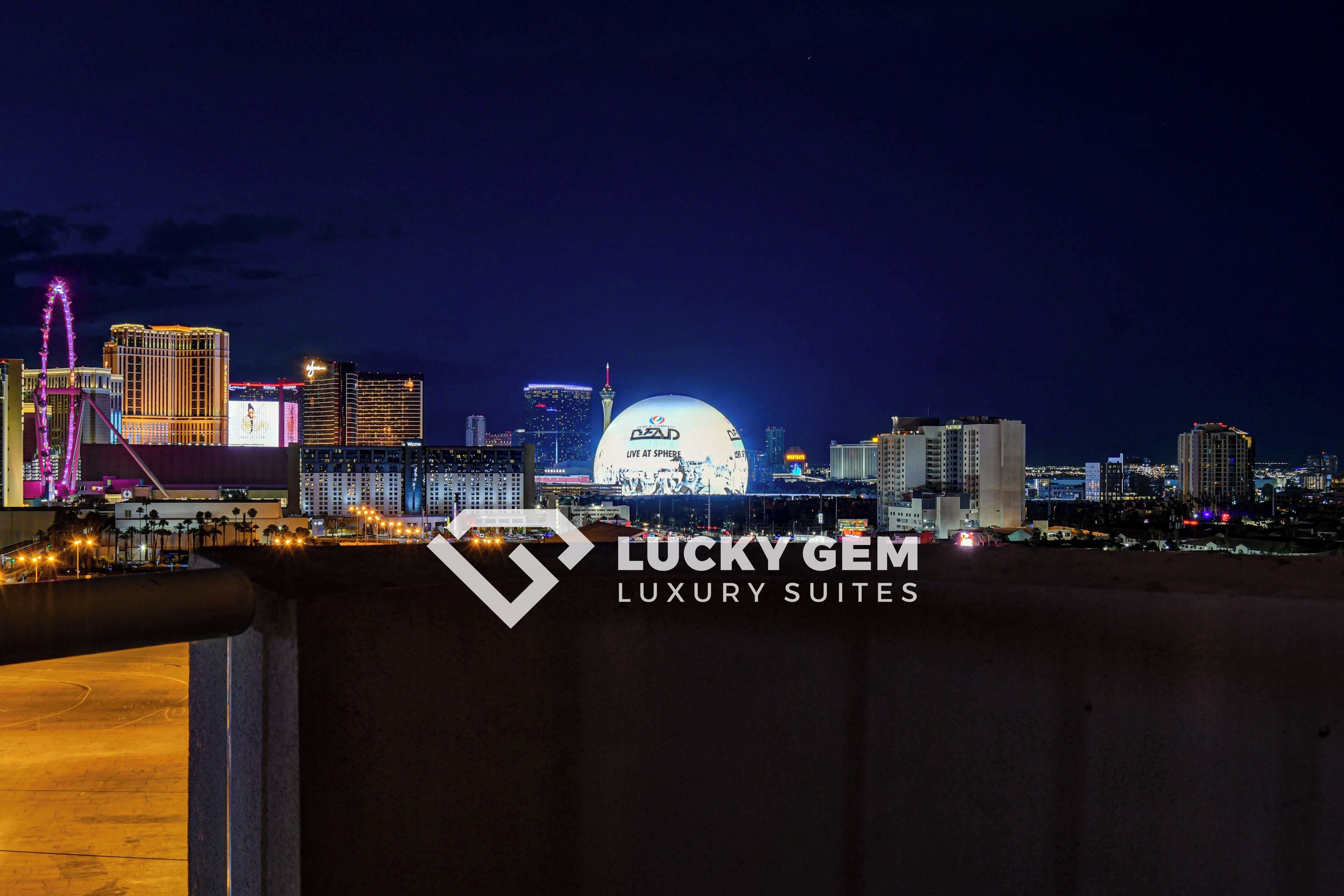 Panoramic Studio Suite, 1 King Bed with Sofa bed, City View | Balcony view