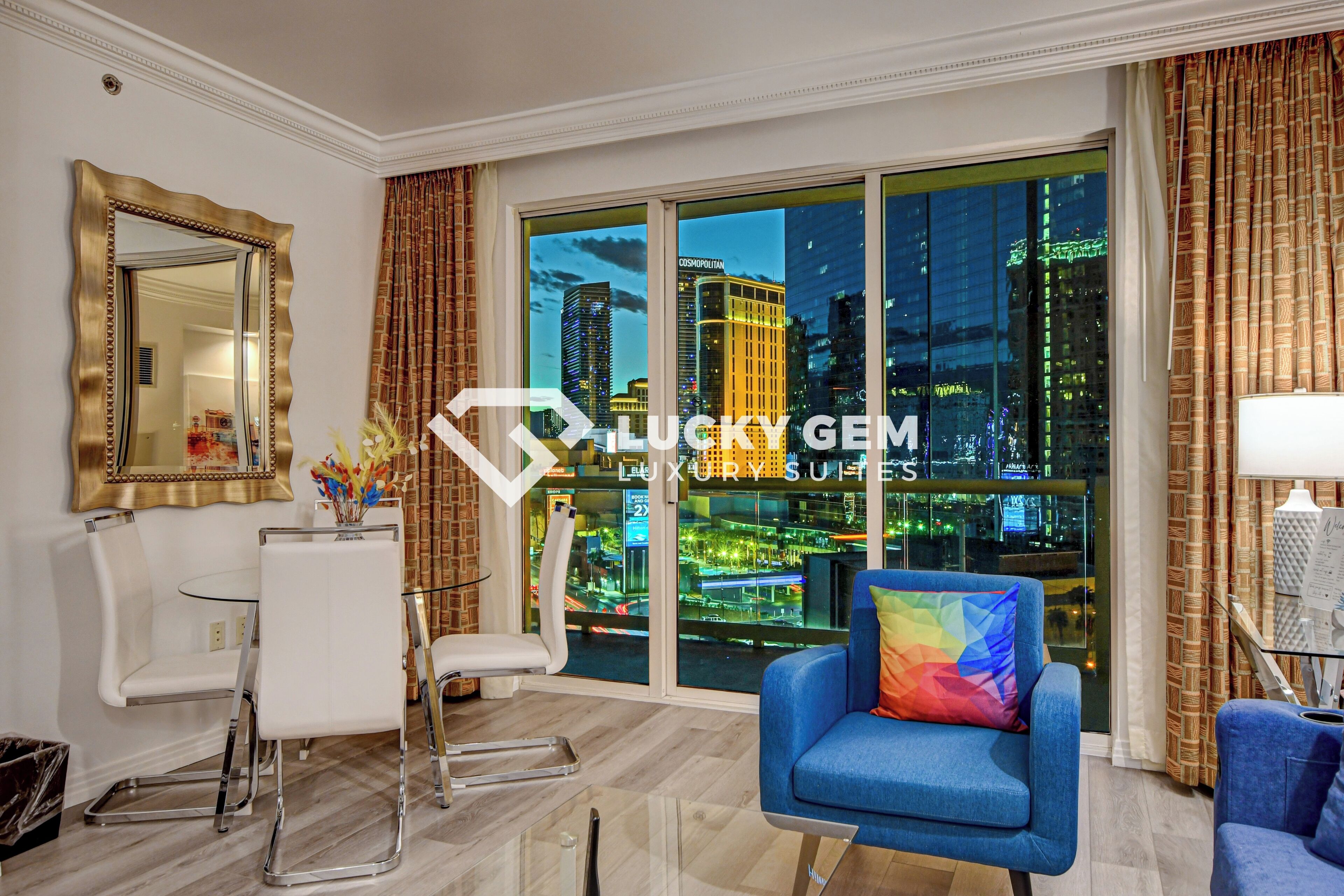 全景開放式套房, 1 張特大雙人床和 1 張沙發床, 城市景觀 | 埃及棉床單、高級寢具、羽絨被、舒適加層