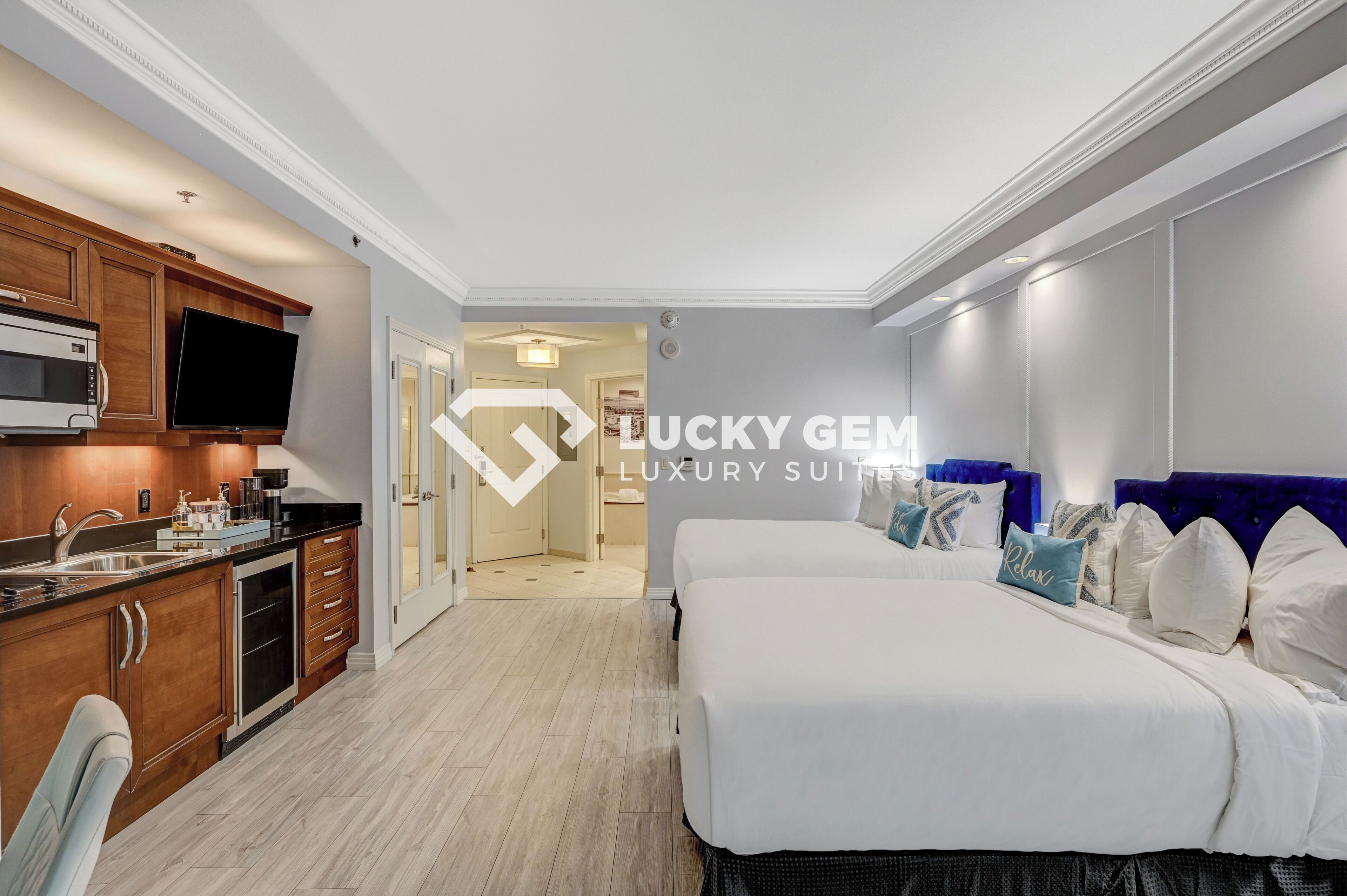 Luxury Suite, 2 Queen Beds, City View | Egyptian cotton sheets, premium bedding, down comforters, pillowtop beds