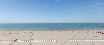 Huswell - Cosy apartment with frontal seaview