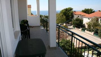 Apartment, Smoking | 2 bedrooms