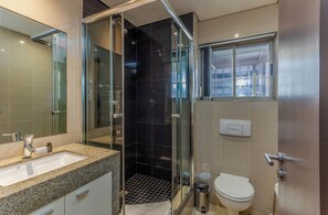 Badewanne, Haartrockner