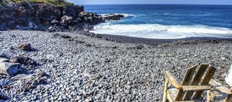 Romantic Tropical Retreat, 150 yds from the Ocean!