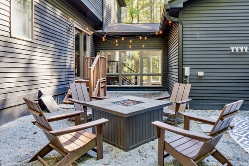 Gorgeous Spacious House w/ Hot Tub in Glen Spey