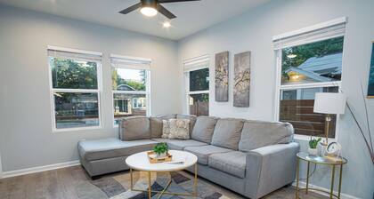 Don't Miss Dynamic 4br/2ba Near Jolly Riverwalk