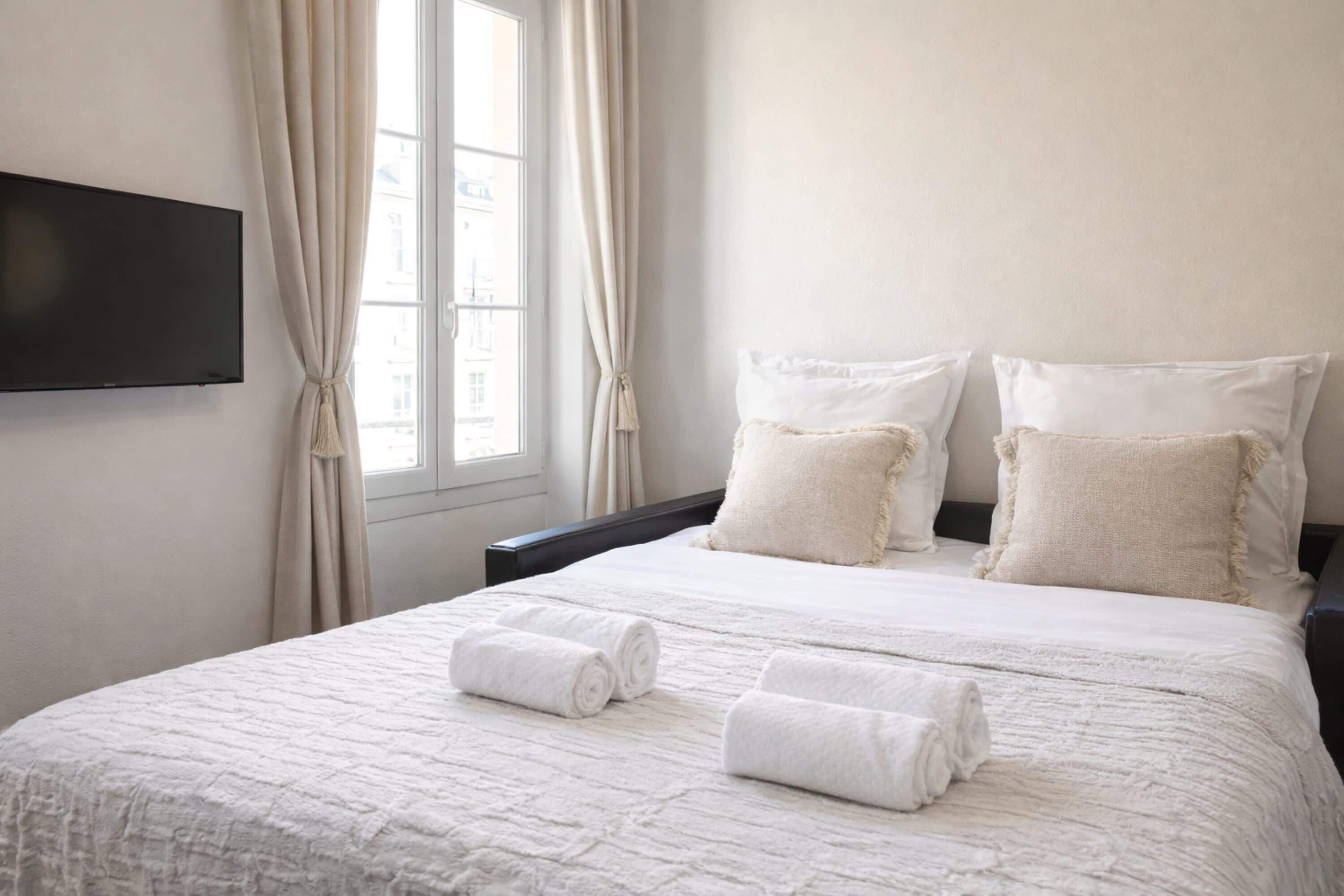 1 bedroom, iron/ironing board, WiFi, bed sheets