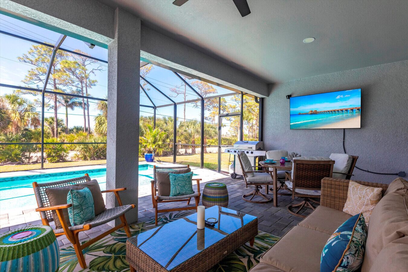 Smart-TV og stereoanlegg