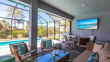 Smart-TV og stereoanlegg