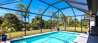 Bonita Springs 4-Bed 4-Bath with heated Pool