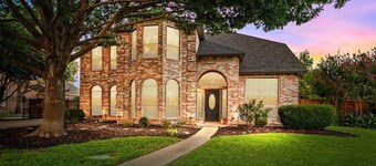 Heated Pool|Hot Tub|Sleeps 16|Putting Green!