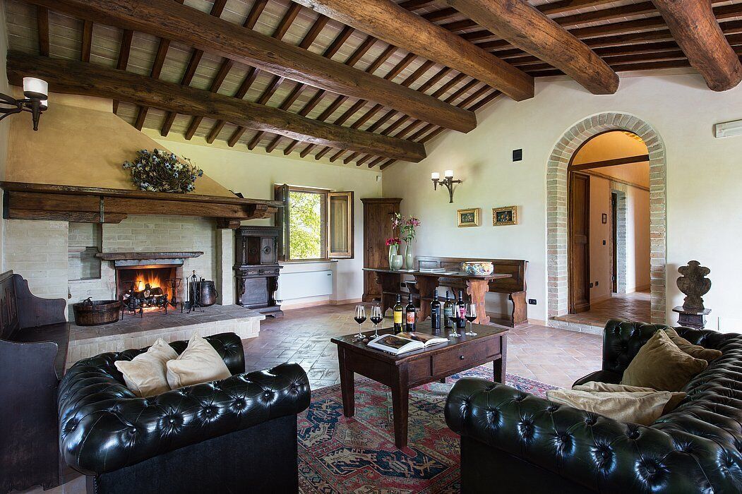Villa Verde Luna: A Characteristic And Welcoming Two-story Age-old Farm House Surrounded By The Greenery, With Free Wi-fi. - Assisi