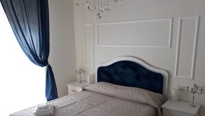 Royal Double or Twin Room - Il Castello Di Venere  (Rota d'Imagna)