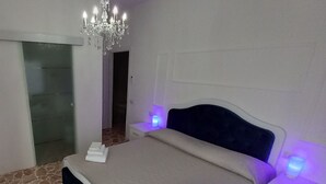 Deluxe Double or Twin Room - Il Castello Di Venere  (Rota d'Imagna)