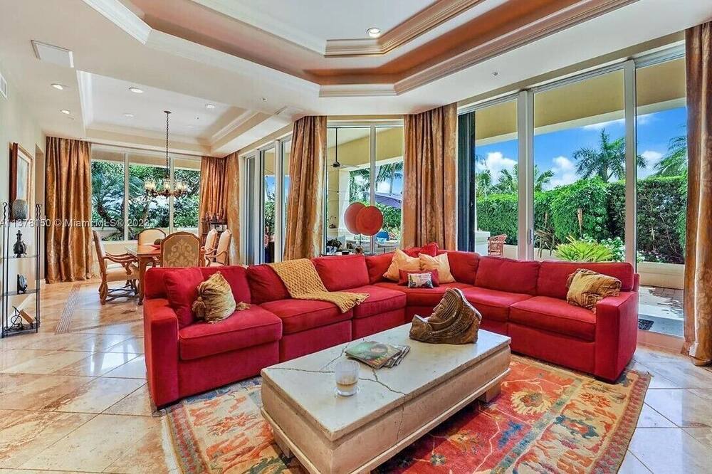 Coral Gables Apartment