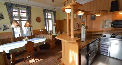 Urzig Heritage Riverside Stay