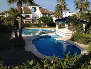 Holiday Home Swimming Pool