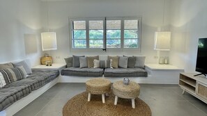 TV, fireplace - RACO DEL GOLF 24 (Pals)