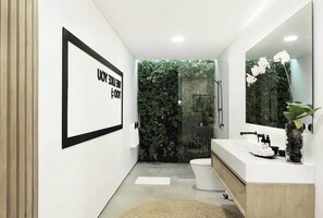 Luxury-Villa | Badezimmer | Handtücher
