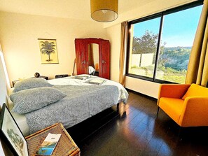 3 bedrooms, iron/ironing board, WiFi, bed sheets - Maison Climatisée Avec Piscine Privée (Cotignac)