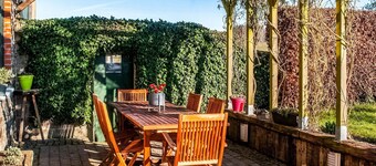 Pretty Farmhouse in Houffalize with Courtyard