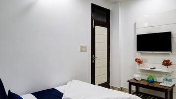 Deluxe tweepersoonskamer | Een bureau, gratis wifi, beddengoed