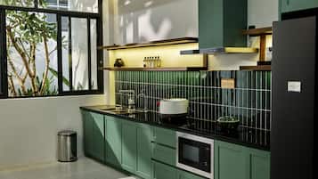 Mini-fridge, microwave, coffee/tea maker, electric kettle