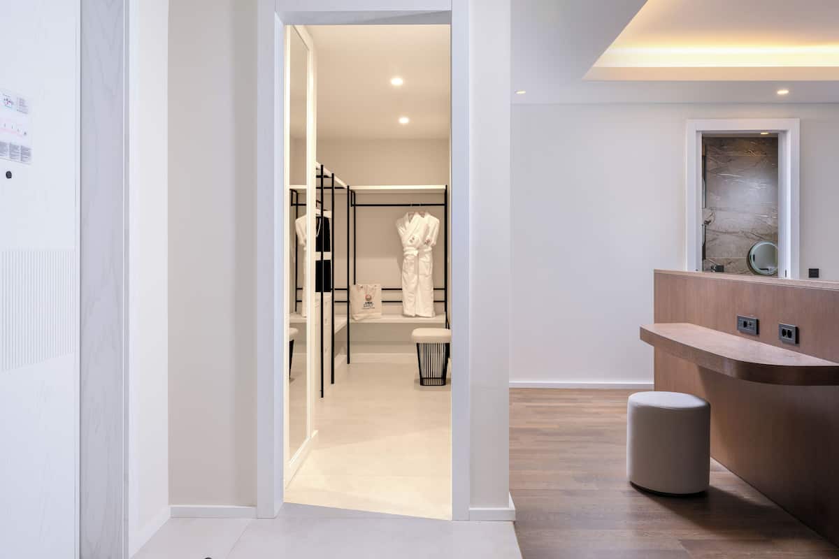 Penthouse Sea View (Adult Zone)