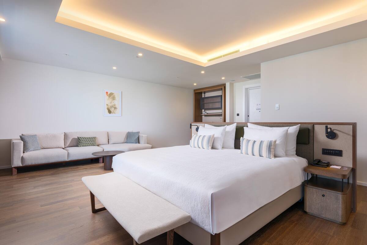 Penthouse Sea View (Adult Zone)