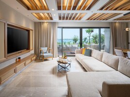 Ropa de cama de alta calidad y minibar con artículos gratuitos 