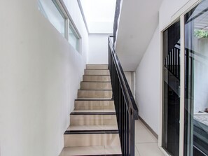 Lobby - OYO 92479 Pasadena House (Semarang)