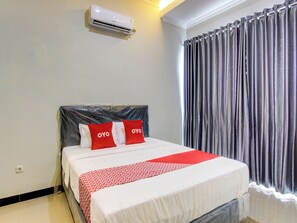 Suíte luxo | Espaço de trabalho para notebook, Wi-Fi de cortesia, roupa de cama