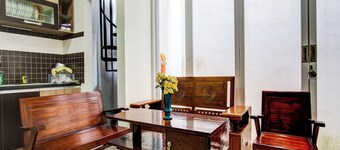 OYO 92479 Pasadena House