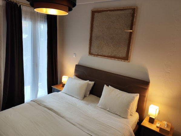 Appartement Confort, 1 chambre, baignoire, vue cour intérieure (Carlo Premium)