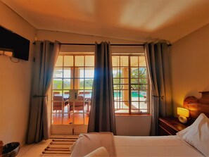 Standard Double Room, Non Smoking, Pool View | Free WiFi - Highlands Creek Self Catering Lodge (Mbombela)