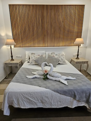 2 bedrooms, free WiFi, bed sheets - Country House 'Can Tiro' with Private Pool, Wi-Fi and Air Conditioning (Illes Balears)