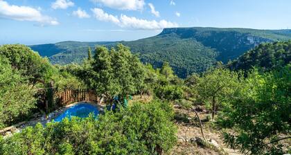 Chalet 'Mariti' with Sea View, Private Terrace and Wi-Fi