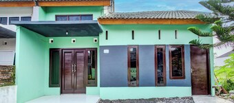 SPOT ON 92490 Casa Homestay Syariah