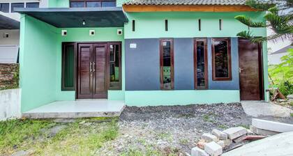 SPOT ON 92490 Casa Homestay Syariah