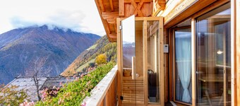 Appartement 'Waldes Duft - Patleidhof' met bergzicht en privé-sauna op het balkon