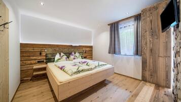 2 camere, ferro/asse da stiro, Wi-Fi gratuito, lenzuola