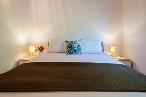1 bedroom, WiFi - Vacation Home "Villa Robi" near Beach with Private Terrace & Shared Garden (stintino)