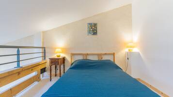 1 Schlafzimmer, BĂŒgeleisen/BĂŒgelbrett, kostenloses WLAN