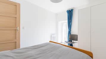 1 bedroom, iron/ironing board, free WiFi
