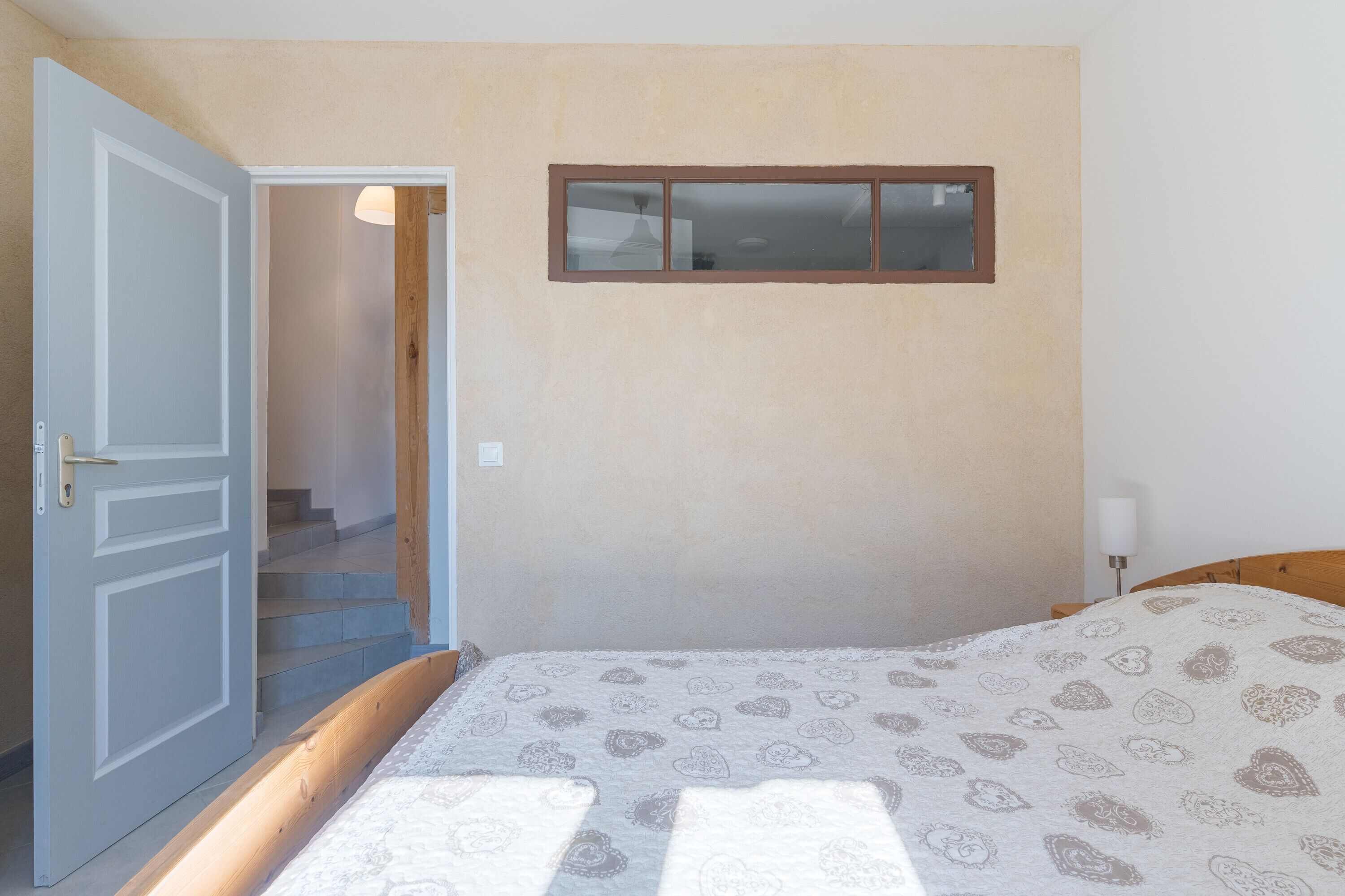 2 bedrooms, iron/ironing board