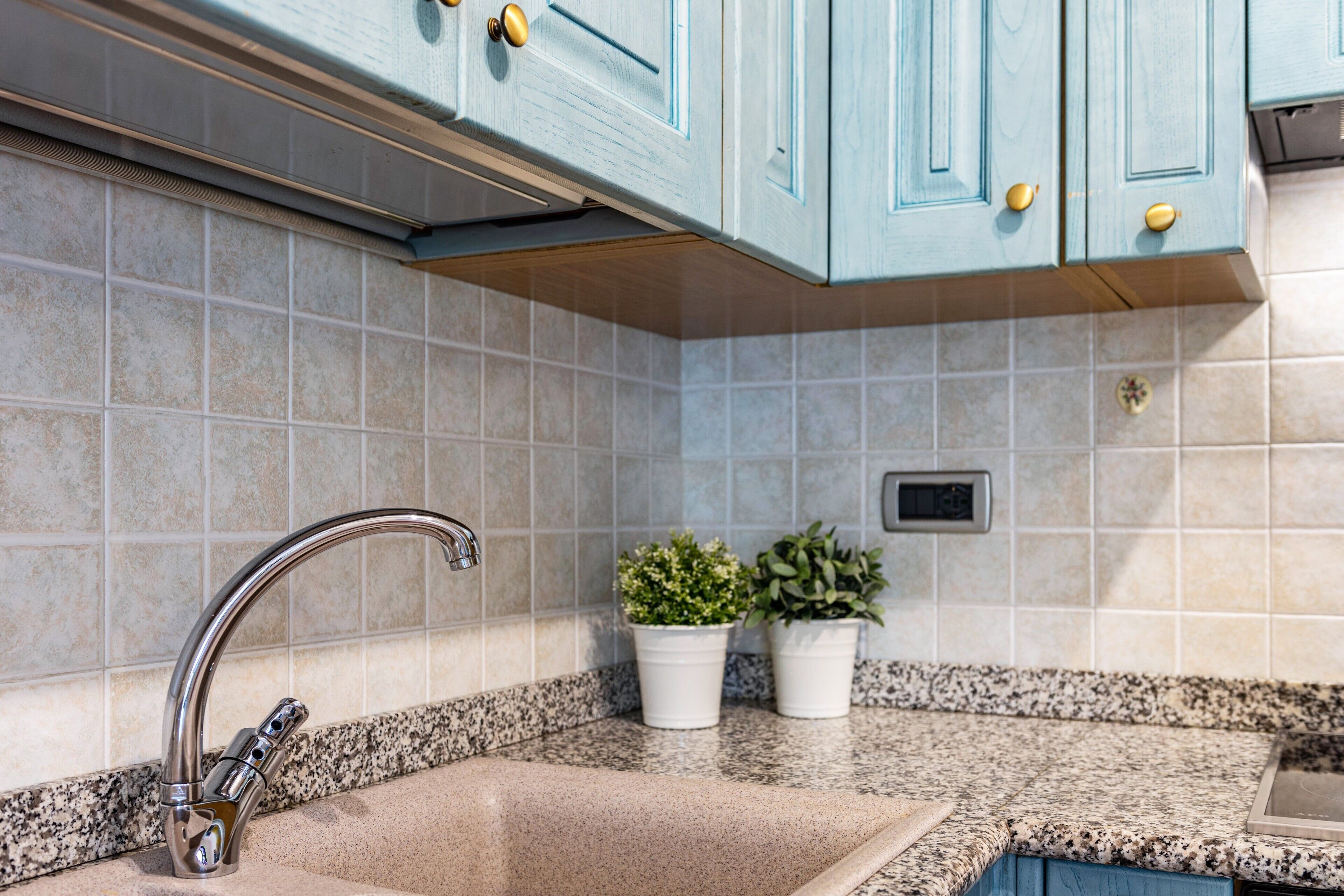 冰箱、微波炉、烤箱、炉灶