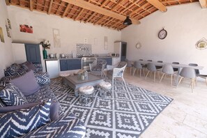 Interior - Vacation rental house with pool ARLES LS3-432 (Arles)